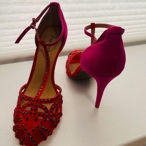 Zigi Soho Red/fushia Valencia heels. Size 9M.